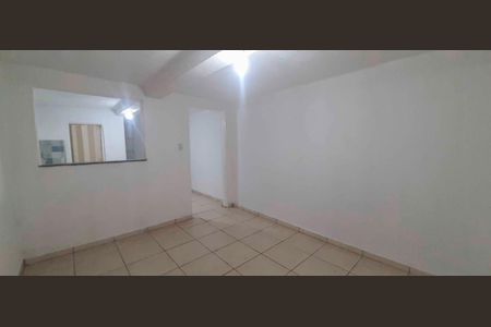 Casa para alugar com 60m², 1 quarto e sem vaga