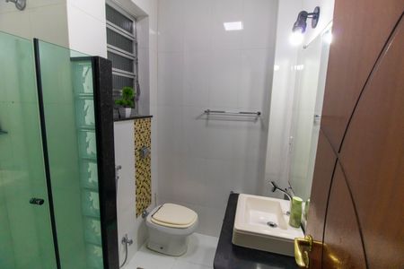 Apartamento à venda com 50m², 2 quartos e sem vaga Apartamento à venda com 50m², 2 quartos e sem vagaBanheiro