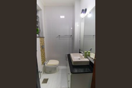 Apartamento à venda com 50m², 2 quartos e sem vaga Apartamento à venda com 50m², 2 quartos e sem vagaBanheiro