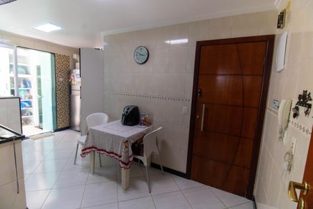 Apartamento à venda com 50m², 2 quartos e sem vaga Apartamento à venda com 50m², 2 quartos e sem vagaCozinha