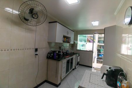 Apartamento à venda com 50m², 2 quartos e sem vaga Apartamento à venda com 50m², 2 quartos e sem vagaCozinha