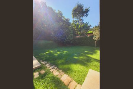 Casa de condomínio para alugar com 320m², 5 quartos e 4 vagasÁrea externa