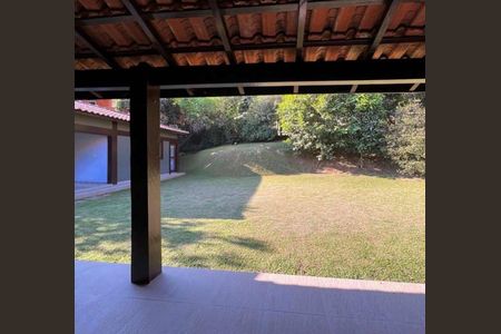 Casa de condomínio para alugar com 320m², 5 quartos e 4 vagasÁrea externa