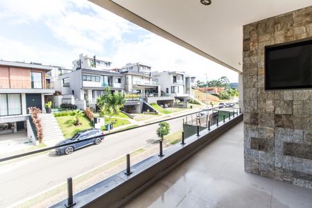 Casa de condomínio à venda com 510m², 4 quartos e 6 vagasVaranda