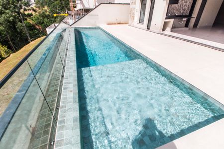 Casa de condomínio à venda com 510m², 4 quartos e 6 vagasPiscina