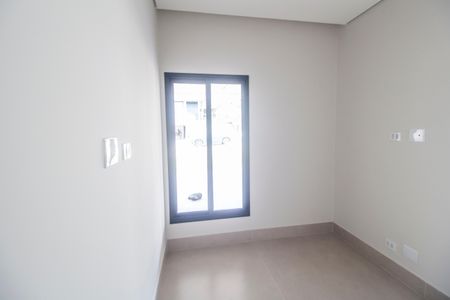 Casa de condomínio à venda com 510m², 4 quartos e 6 vagasEscritório