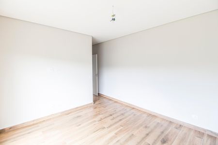 Casa de condomínio à venda com 510m², 4 quartos e 6 vagasSuíte 3