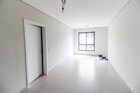 Casa de condomínio à venda com 510m², 4 quartos e 6 vagasSala