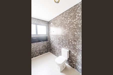 Casa de condomínio à venda com 510m², 4 quartos e 6 vagasBanheiro da Suíte