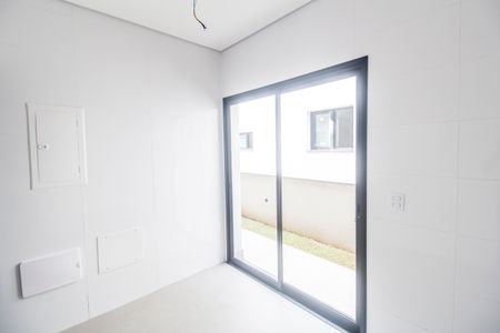 Casa de condomínio à venda com 510m², 4 quartos e 6 vagasEscritório