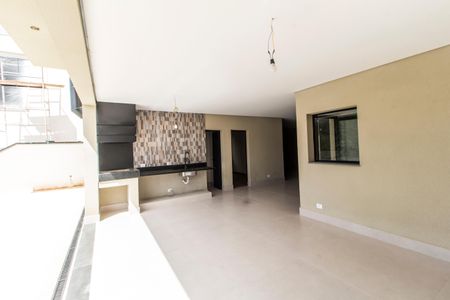 Casa de condomínio à venda com 510m², 4 quartos e 6 vagasÁrea gourmet