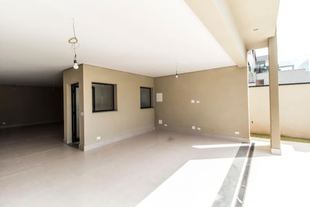 Casa de condomínio à venda com 510m², 4 quartos e 6 vagasÁrea gourmet