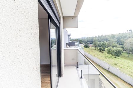 Casa de condomínio à venda com 510m², 4 quartos e 6 vagasVaranda