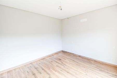 Casa de condomínio à venda com 510m², 4 quartos e 6 vagasSuíte 3