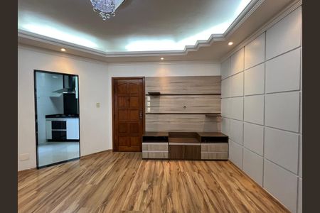 Apartamento para alugar com 3 quartos, 75m² em Alípio de Melo, Belo Horizonte
