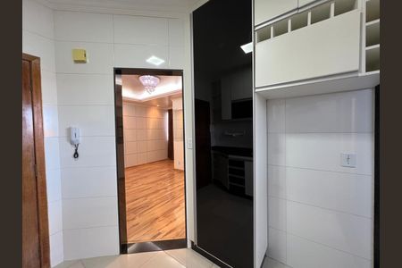 Apartamento para alugar com 3 quartos, 75m² em Alípio de Melo, Belo Horizonte
