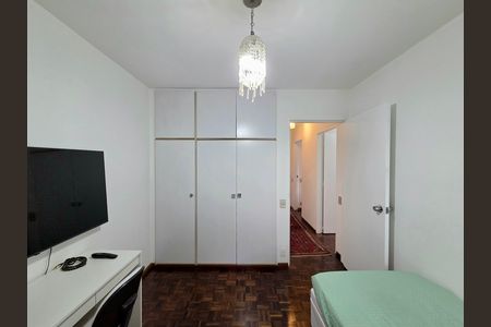 Apartamento para alugar com 110m², 3 quartos e 1 vaga Apartamento para alugar com 110m², 3 quartos e 1 vagaQuarto