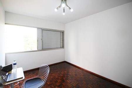 Apartamento para alugar com 110m², 3 quartos e 1 vaga Apartamento para alugar com 110m², 3 quartos e 1 vagaQuarto 2
