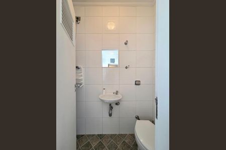 Apartamento para alugar com 110m², 3 quartos e 1 vaga Apartamento para alugar com 110m², 3 quartos e 1 vagaBanheiro de serviço