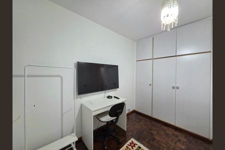 Apartamento para alugar com 110m², 3 quartos e 1 vaga Apartamento para alugar com 110m², 3 quartos e 1 vagaQuarto
