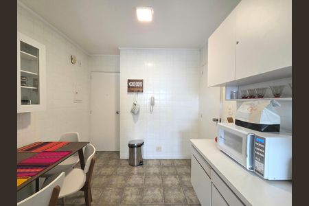 Apartamento para alugar com 110m², 3 quartos e 1 vaga Apartamento para alugar com 110m², 3 quartos e 1 vagaCozinha