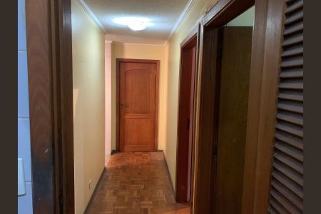 Apartamento à venda com 120m², 3 quartos e sem vagaCorredor