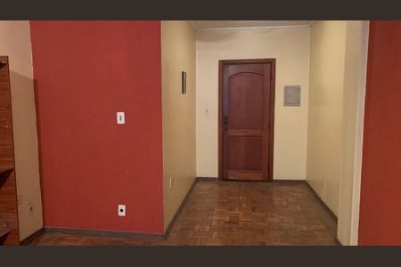 Apartamento à venda com 120m², 3 quartos e sem vagaSala