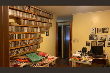 Apartamento à venda com 120m², 3 quartos e sem vagaQuarto