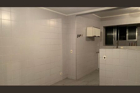 Apartamento à venda com 120m², 3 quartos e sem vagaCozinha