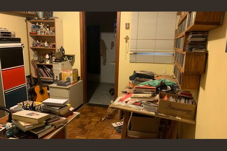 Apartamento à venda com 120m², 3 quartos e sem vagaQuarto