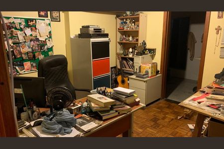 Apartamento à venda com 120m², 3 quartos e sem vagaQuarto