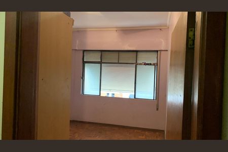 Apartamento à venda com 120m², 3 quartos e sem vagaQuarto