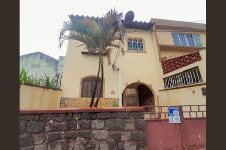 Fachada de casa à venda com 4 quartos, 150m² em Lins de Vasconcelos, Rio de Janeiro
