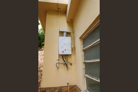 Casa à venda com 150m², 4 quartos e 1 vagaQuintal