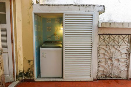 Casa à venda com 150m², 4 quartos e 1 vagaÁrea de Serviço
