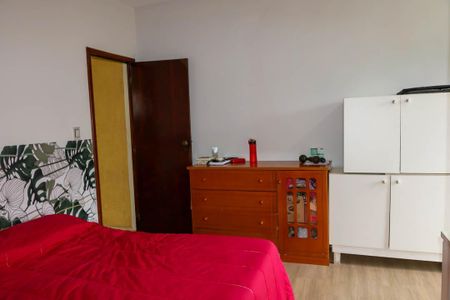 Casa à venda com 150m², 4 quartos e 1 vagaQuarto Suite - 2º Pavimento