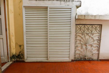 Casa à venda com 150m², 4 quartos e 1 vagaÁrea de Serviço