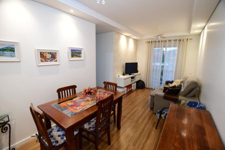 Apartamento para alugar com 60m², 2 quartos e 1 vagaSala