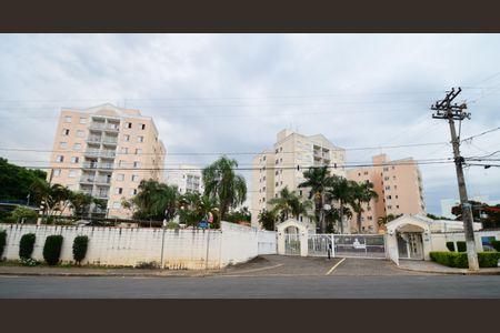 Apartamento para alugar com 60m², 2 quartos e 1 vagaFachado do condomínio