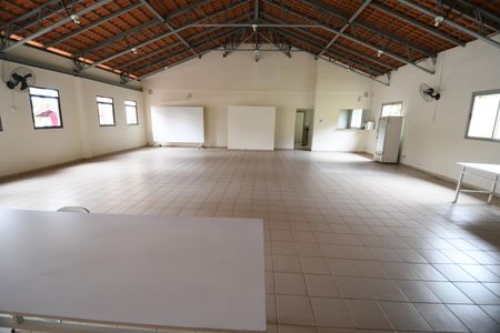 Apartamento para alugar com 60m², 2 quartos e 1 vagaÁrea comum - Salão de festas