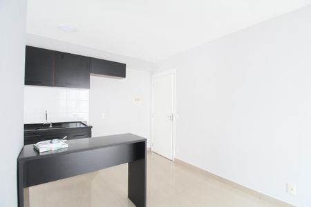 Apartamento para alugar com 2 quartos, 42m² em Parque Reboucas, São Paulo