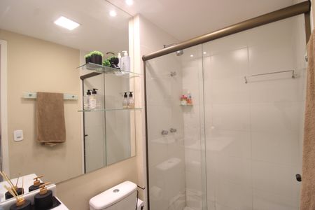 Apartamento à venda com 56m², 2 quartos e 1 vagaBanheiro social