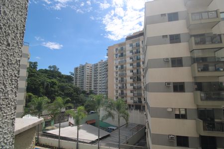 Apartamento à venda com 56m², 2 quartos e 1 vagaÁrea de serviço - Vista