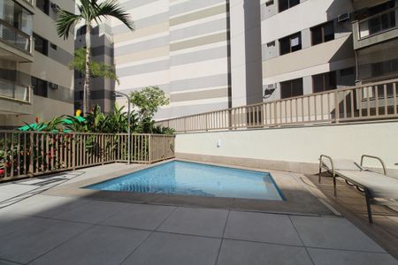 Apartamento à venda com 56m², 2 quartos e 1 vagaÁrea comum - Piscina