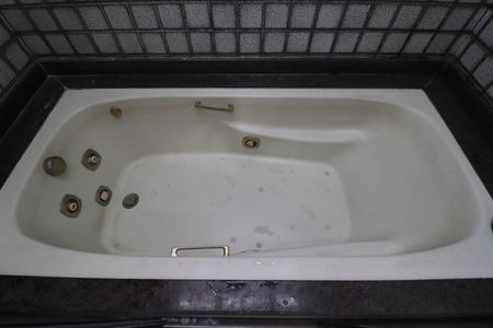 Apartamento para alugar com 180m², 3 quartos e 4 vagasBanheiro 3