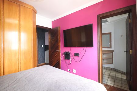 Apartamento para alugar com 180m², 3 quartos e 4 vagasQuarto 2 suíte