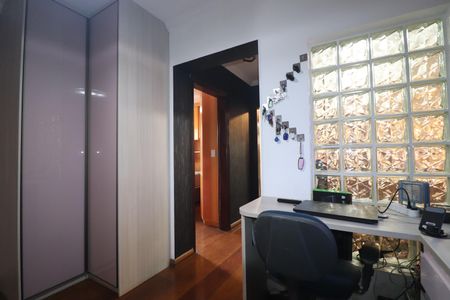 Apartamento para alugar com 180m², 3 quartos e 4 vagasEscritório