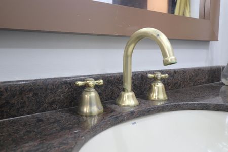 Apartamento para alugar com 180m², 3 quartos e 4 vagasBanheiro 3