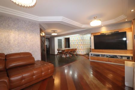 Sala de estar de apartamento para alugar com 3 quartos, 180m² em Vila Bastos, Santo André