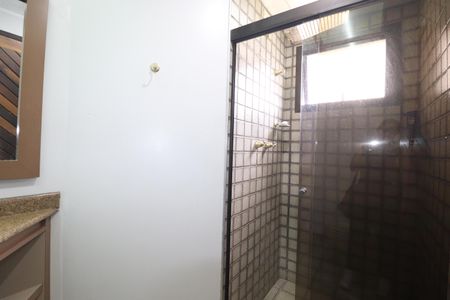 Apartamento para alugar com 180m², 3 quartos e 4 vagasBanheiro Quarto 2 suíte